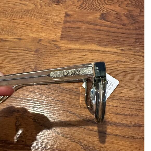 Quay Women's Polarized Smoke Tinted Square Frame Sunglasses – NWOB - Picture 5 of 6